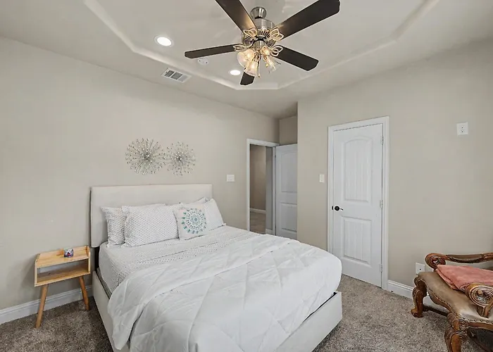 Custom 3br Near Dickies, Tcu & Stockyards Vakantiehuis Fort Worth